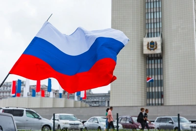 День флага РФ отметят в Забайкалье 22 августа