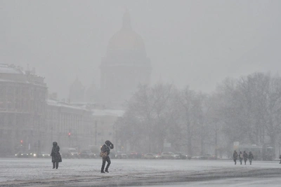 Синоптик объяснил, аномальна ли метель в Петербурге