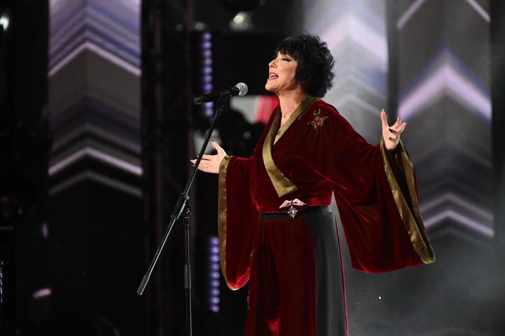 Выступление Лолиты на «Новой волне» в Казани получилось очень эмоциональным