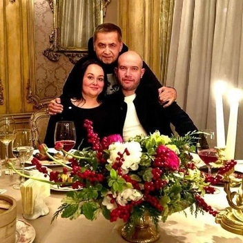 Старший сын Павел