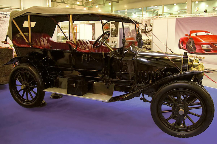 Сойти с рельс по русско-балтийски: как в Российской империи появился первый отечественный автомобиль
