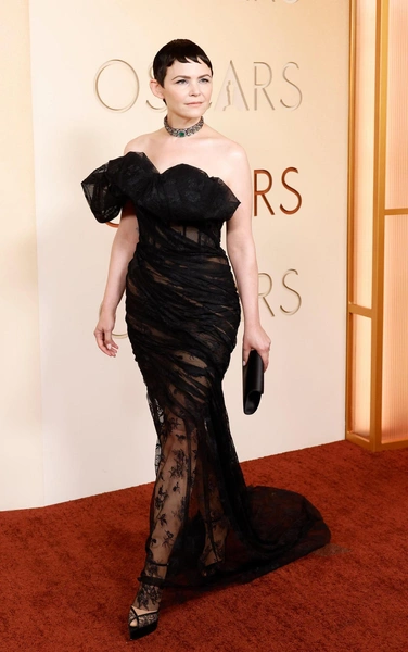 Джиннифер Гудвин