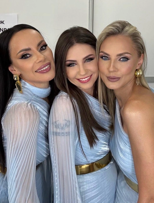 На фото золотой состав | Источник: strelkiofficial / Instagram (деятельность запрещена на территории РФ)