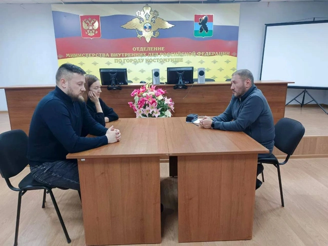 Через день после смерти малышки с родителями встретился министр здравоохранения региона | Источник: Михаил Охлапков / Vk.com