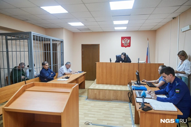 Это второй по счёту суд над четой Котляровых, приговор первого они не услышали — сбежали в Азию | Источник: Александр Ощепков / NGS.ru