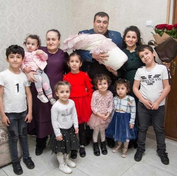 «Вошла во вкус»: жительница Минеральных Вод родила восьмерых детей за десять лет и попала в книгу рекордов России