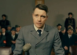 Острый сюжет и неожиданный финал: 8 самых захватывающих сериалов про юристов