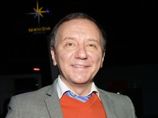 Гребенщиков: «Однажды перед концертом Алалыкина говорит: «С хрена ли эта сука Сати поет три песни?»
