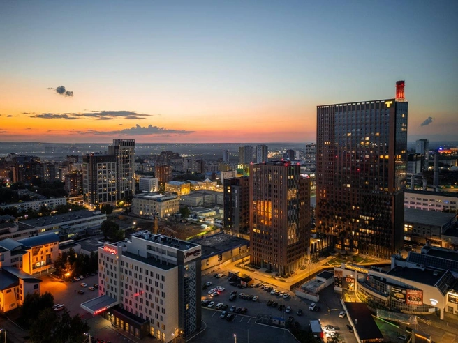 С точки зрения ипотечной ставки ИЖС выгоднее, однако по уровню развития инфраструктуры коттеджные поселки все еще значительно уступают новым городским кварталам | Источник: пресс-служба застройщика 