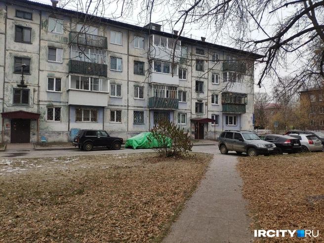 В Шелехове подросток зарезал свою девушку и соседку — подробности трагедии | Источник: Алена Кашпарова / IRCITY.RU