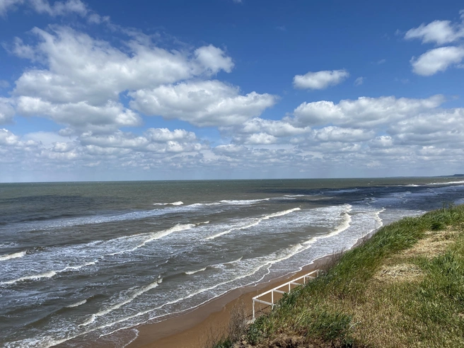 Экологическое состояние вод Азовского моря оценивается как крайне неудовлетворительное | Источник: Валерия Дульская / 93.RU