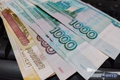 Врач из Райчихинска осужден за взятку и липовые больничные