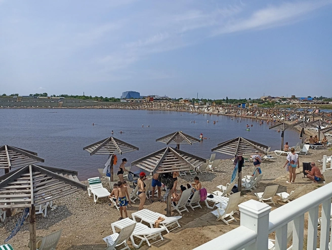 Народу собирается много | Источник: Курорт «Солёные озёра» / Vk.com