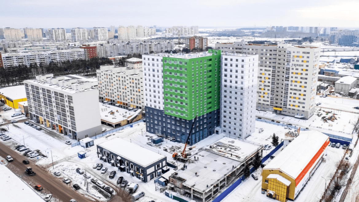 Жители ЖК на Московском тракте полтора года воюют с застройщиком и УК из-за недоделок в новостройке