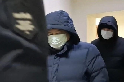 Гендиректор «Каустика» на суде в Волгограде с телохранителями