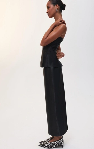 Антитренды новогоднего образа 2026 — и чем их заменить