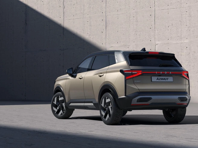 Сравнение Lada Azimut с третьим поколением Renault Duster — заметно сходство | Источник: пресс-служба компании АВТОВАЗ