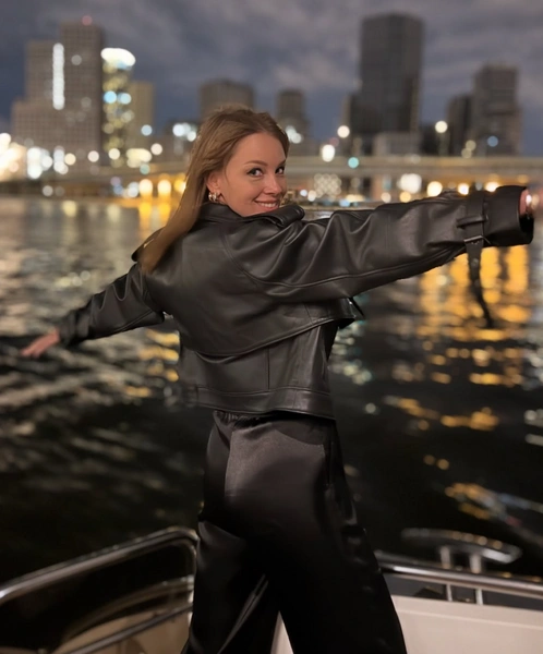 Многодетная мама старается держаться, несмотря ни на что