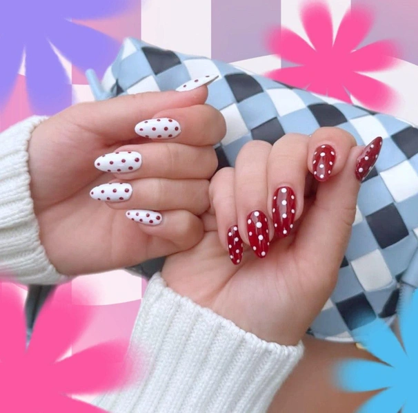 фото — соцсети nailsbyzola | Источник: theGirl