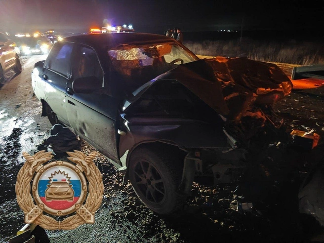 В этой машине пострадали мужчина, женщина и ребенок | Источник: ГИБДД по Саратовской области