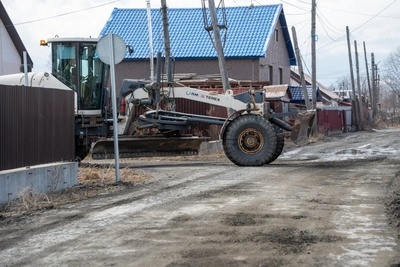 Грунтовые дороги Южно-Сахалинска: первый этап профилирования завершён на 70%