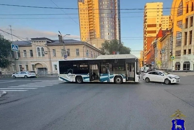Две женщины пострадали в ДТП с автобусом в Самаре