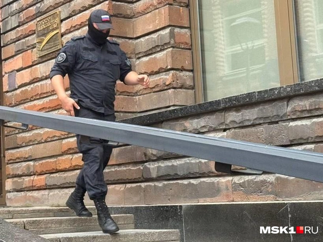 Обыск в МХАТ имени Горького | Источник: Михаил Мечев / MSK1.RU