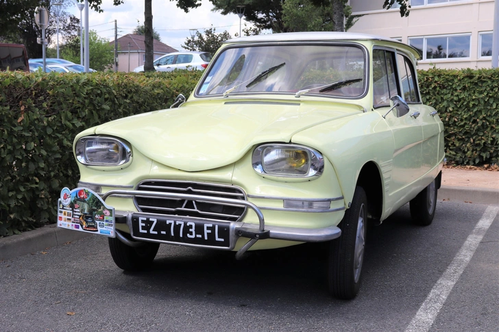 Citroën Ami 6 1960-х годов | Источник: EBASCOL/Shutterstock/Fotodom.ru