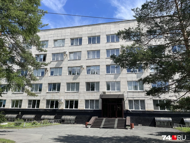 В челябинском офисе сегодня тихо | Источник: Михаил Шилкин