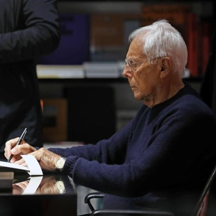 Перед смертью Джорджо Армани распорядился продать модный Дом