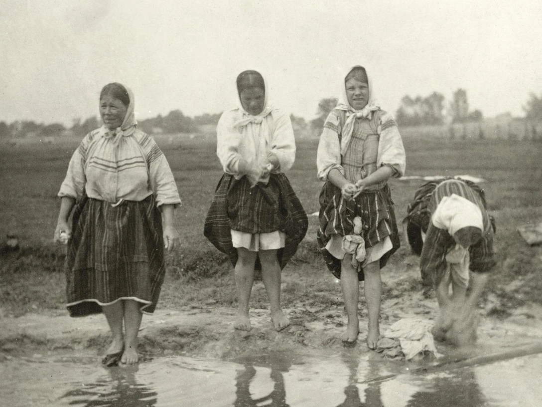 Это безумие: 8 странных правил уборки в Древней Руси, которые вас удивят | marieclaire.ru