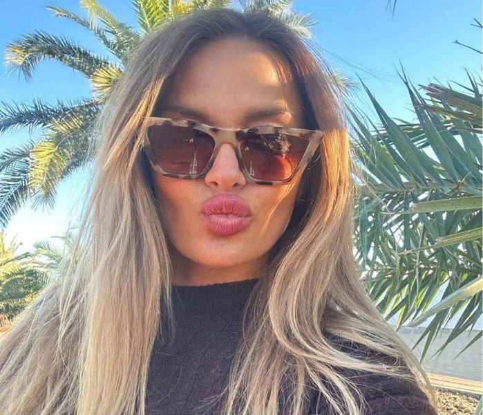 Ксения Задойнова | www.starhit.ru