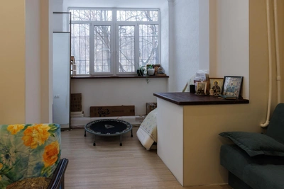 Чиновники требуют от многодетной матери восстановить квартиру