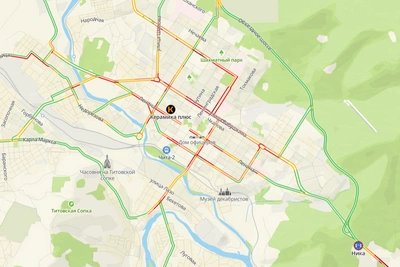 Фура перекрыла выезд из Смоленки, создав пробку