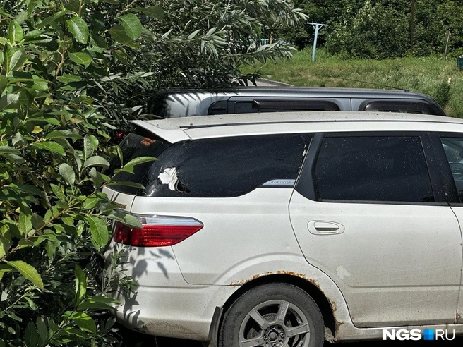 Автомобиль Данила получил не столь серьезные повреждения  | Источник: Павел Пешков / NGS.RU