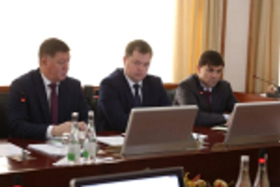 Олег Николаев инициировал запуск пяти маршрутов в Чувашии