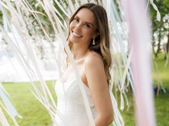 Агата Муцениеце показала честное фото после третьих родов: «Лишних 8 кг и очевидные плюсы»