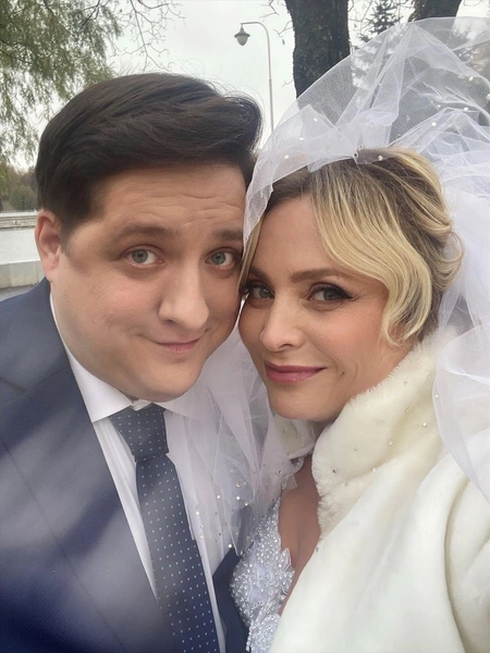 Артисты играли в сериале «На Рубле без рубля»