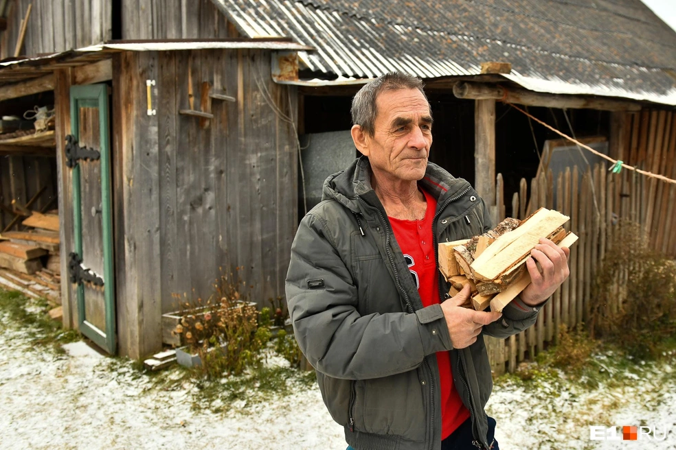 Валерий — худощавый, но подтянутый и мускулистый | Источник: Артем Устюжанин / E1.RU