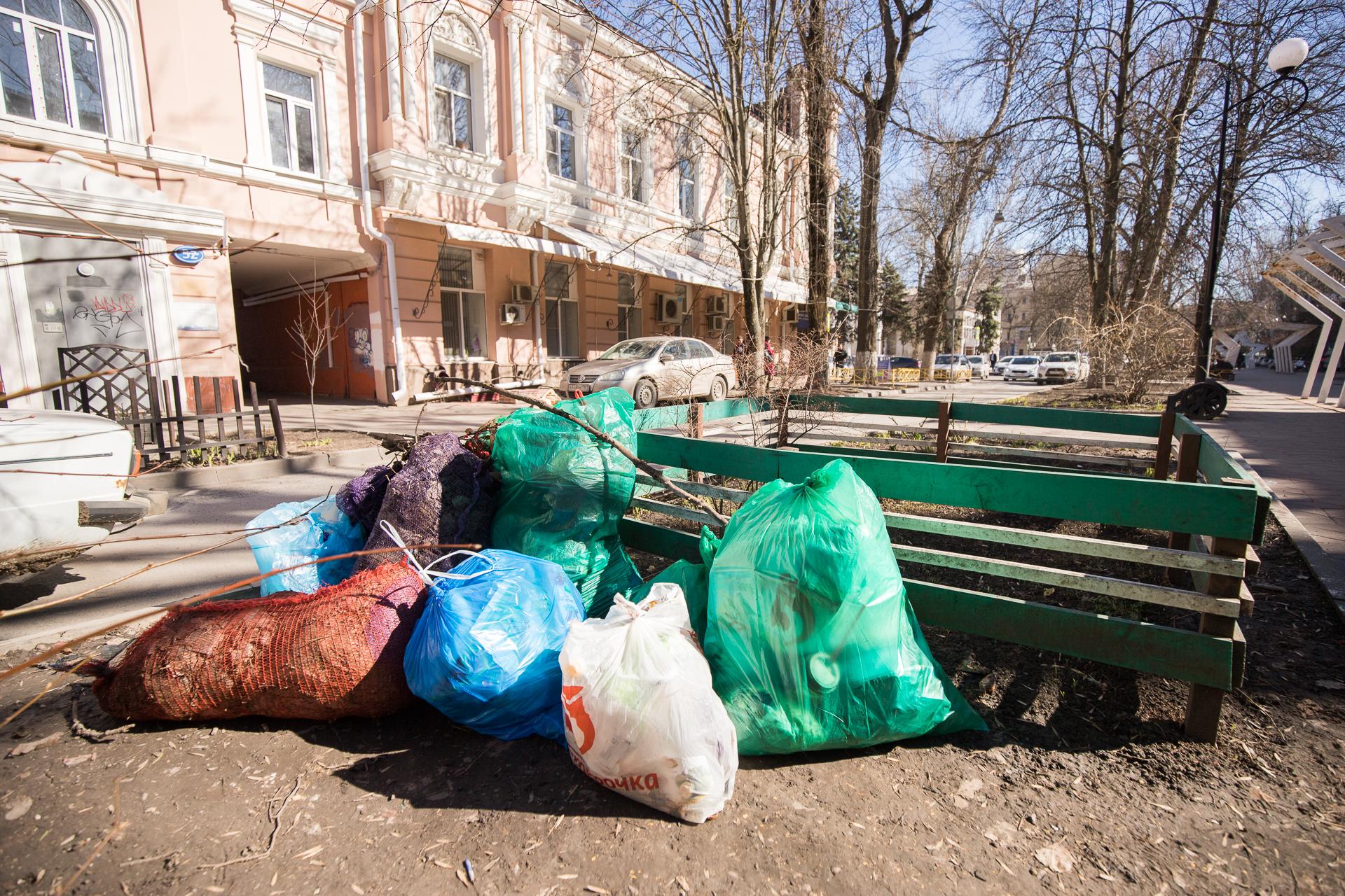 Мусор из 13 районов Ростовской области свезут к парку с краснокнижными  птицами под Шахтами, в поселке Аютинском, 7 апреля 2021 год - 7 апреля 2021  - 161.ру