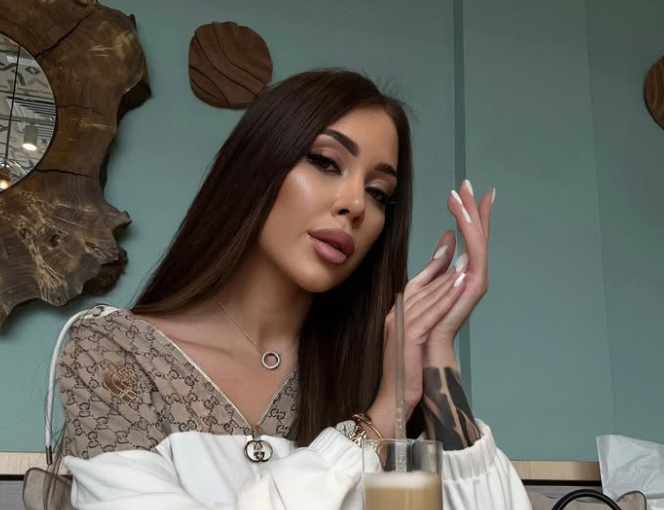 Алена Рапунцель | www.starhit.ru