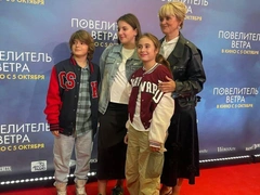 Анна Михалкова вывела в свет детей сестры от Резо Гигинеишвили