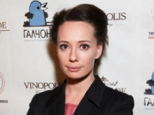 Чулпан Хаматова сдерживает себя в воспитании дочерей