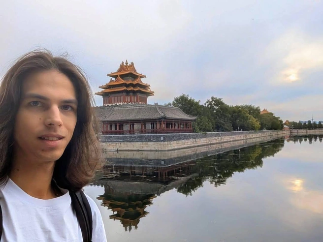 Петр Гуменник успел выложить фото из Китая  | Источник: социальные сети Петра Гуменника 