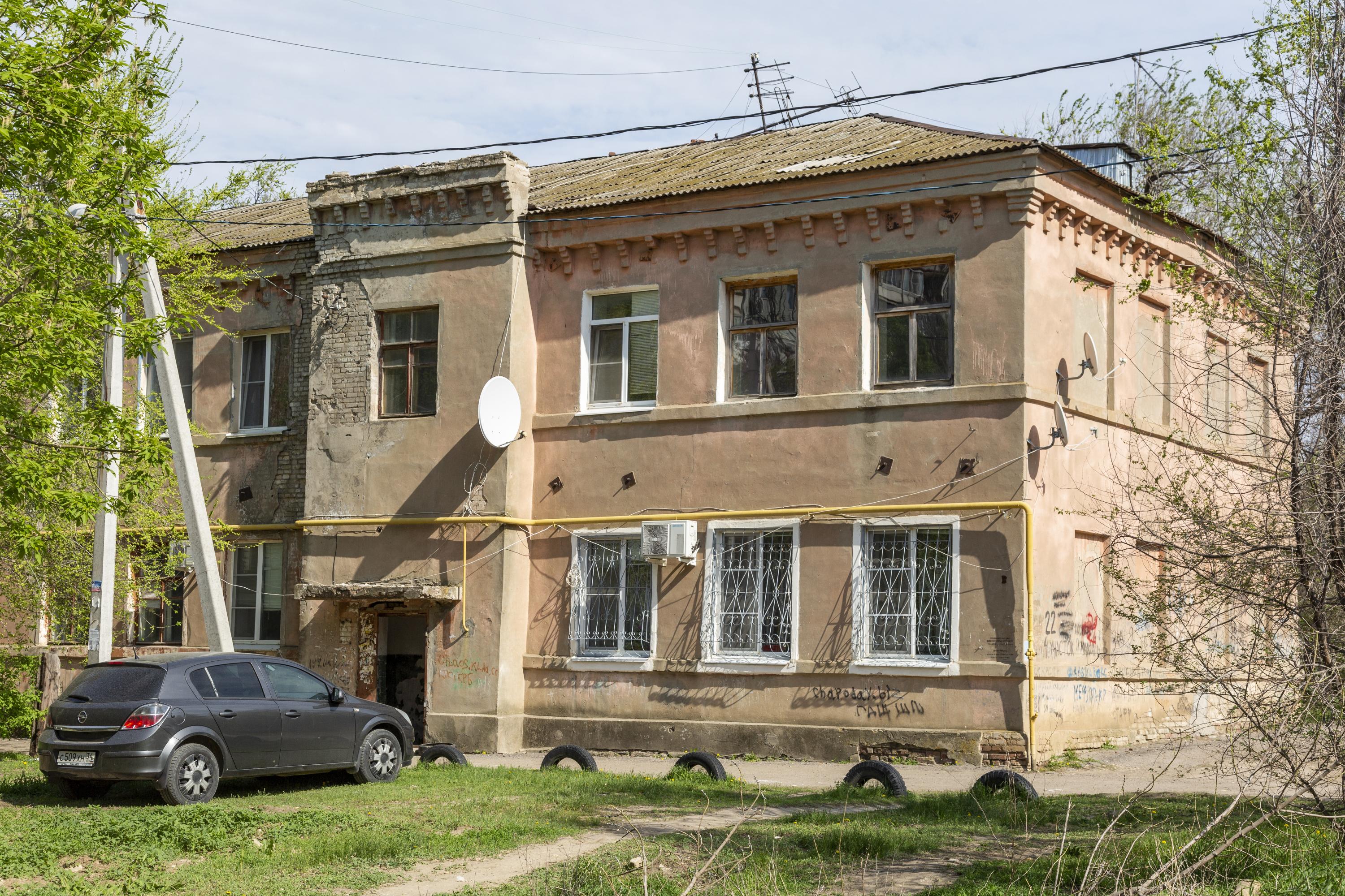 Краевед показал в Волгограде уникальный поселок, переживший Сталинградскую  битву и который вот-вот полностью исчезнет - 21 апреля 2024 - V1.ру