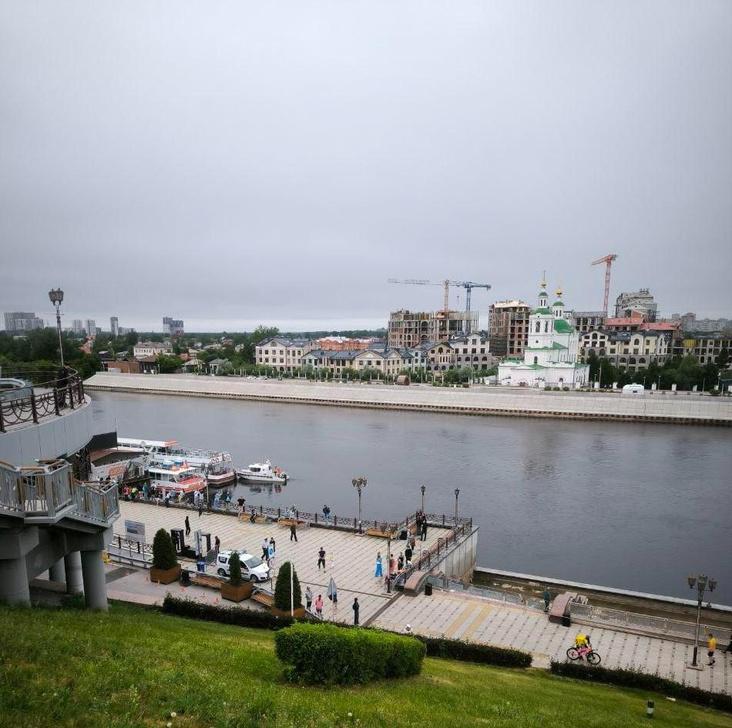 Власти объяснили, почему разбудили жителей Зареки в 06:30 в выходной 