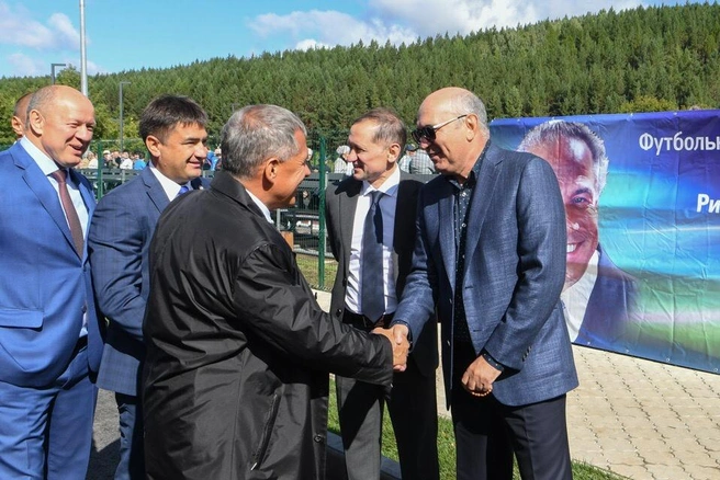 Можно отследить, как переплетаются профессиональные пути Бердыева и Сайманова | Источник: ФК «Рубин» Казань / Vk.com