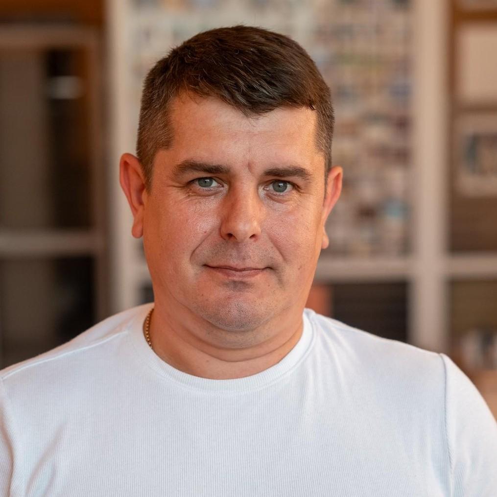 <p>Александр Новиков </p>
