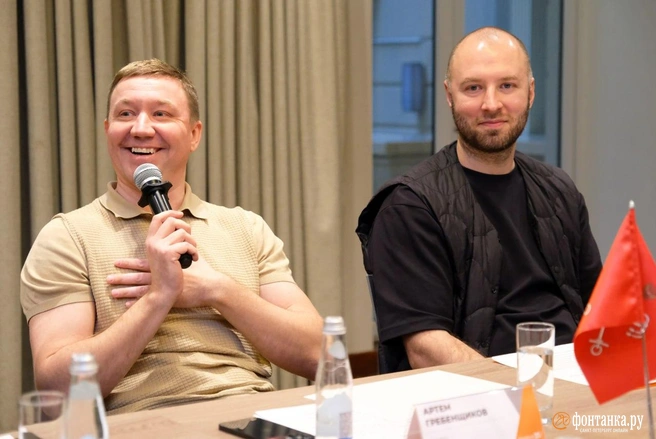 Артем Гребенщиков, основатель и шеф-повар BoBo (на фото слева) | Источник: Анжела Мнацаканян / «Фонтанка.ру»