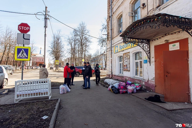 По словам сотрудников фонда, на клич о помощи отозвались многие жители | Источник: Сергей Карпухин
